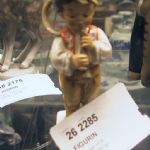 126 2285 FIGURINE